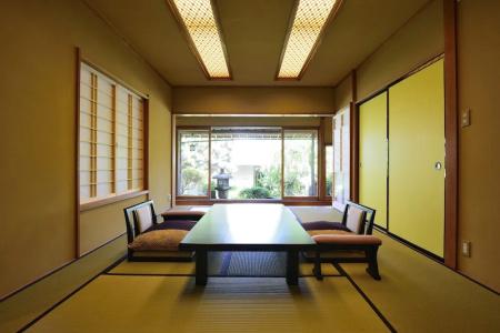 Atami Sekitei - 63
