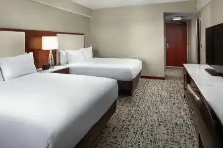 Hilton Boston Logan Airport - 4
