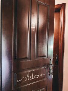 Elena Guesthouse - 61