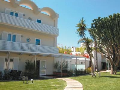 Marina 10 Boutique&Design - 33