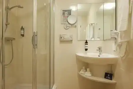 Auberge Du Bonheur - 21
