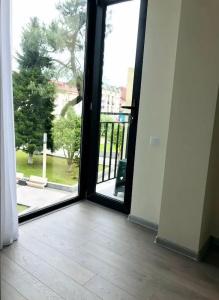 Guria - 63