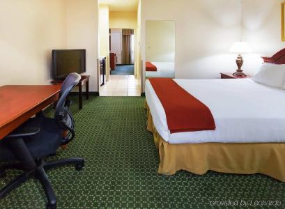 Four Points by Sheraton Dallas Arlington Entertainment District - 2