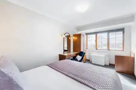 Adelaide Inn - 68