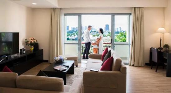 Diamond Westlake Suites - 90