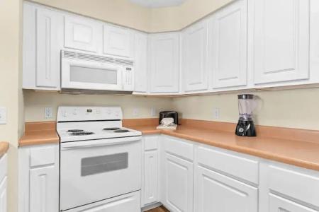 Grand Crowne by Capital Vacations - 125