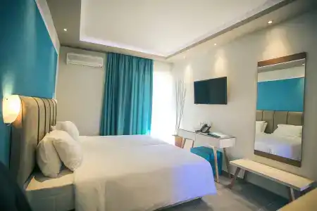 Royal and Suites - 5