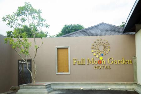 Full Moon Garden - 0