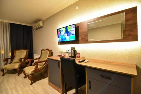 Sandal Otel - 82