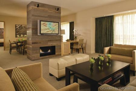 Four Seasons Seattle - 10