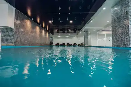 Best Western Plus - 12