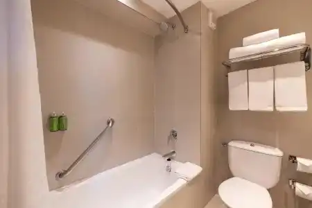 Holiday Inn Express -, An Ihg - 8