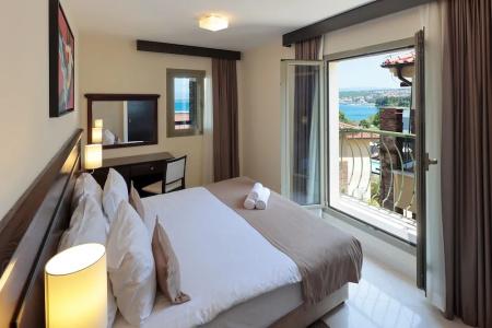 Blue Waves Resort - 88