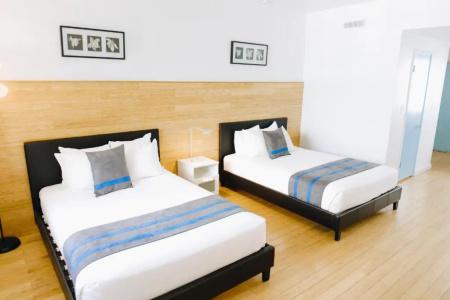 Aqua & Suites - 65