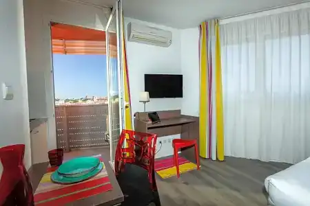 Appart-Hôtel Mer & Golf City Perpignan Centre - 60