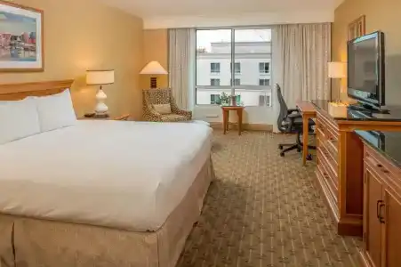 Hilton Seattle Airport & Conference Center - 36