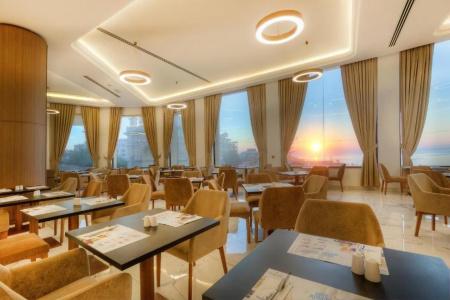 Golden Tulip Vivaldi - 23