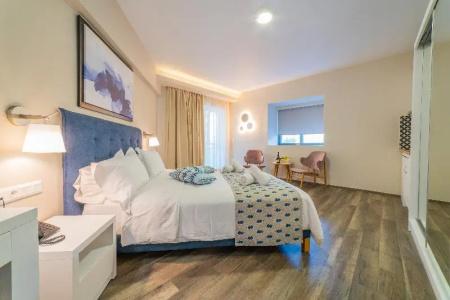 Bio Suites - 209
