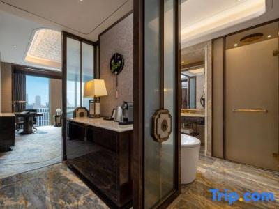 Wanda Reign Chengdu - 75