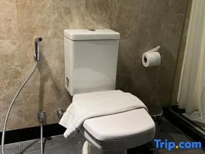 Pietra Bangkok - 53