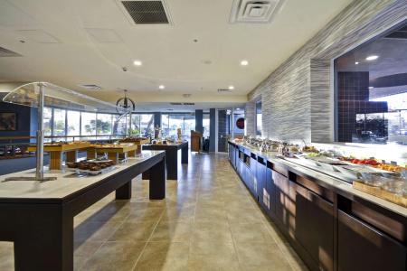 DoubleTree by Hilton Phoenix North - 26