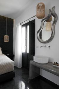 Oia Suites - 44