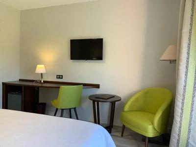 Hôtel Le Ménestrel - 37