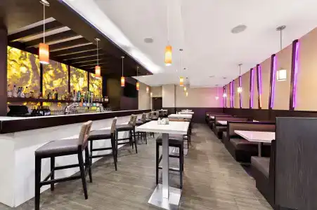 Best Western Plus North York & Suites - 25