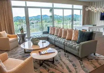 The Beverly Hilton - 117