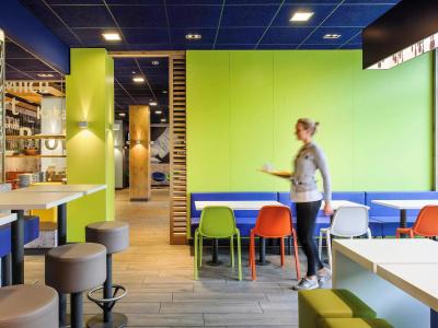 ibis budget Manchester Salford Quays - 18