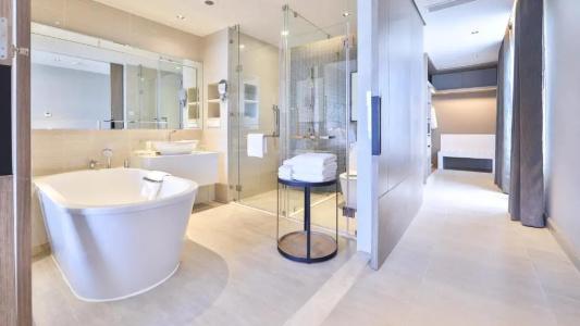 Holiday Inn & Suites Rayong City Centre, An Ihg - 133
