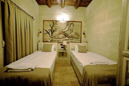 Caftan Cave Suites - 12