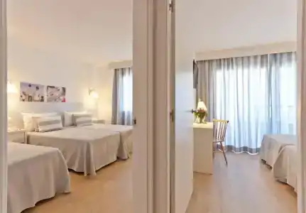 30 Degrees - Pineda Splash - 78