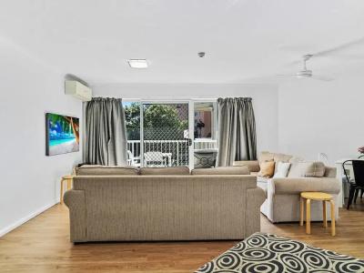 Markham Court - 87