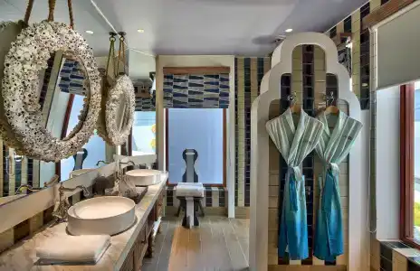 SAii Lagoon Maldives, Curio Collection by Hilton - 9