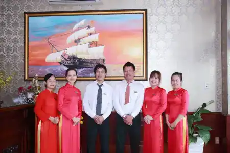 Hoang Long - 31