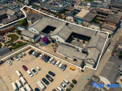 The Linden Centre · The Commons - 12