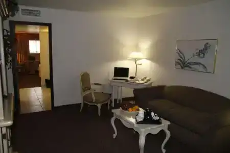 Ramada by Wyndham Viscount Suites Tucson East - 20