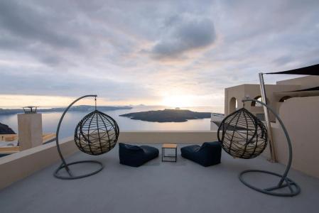 Caldera Cliff Illusion - 25