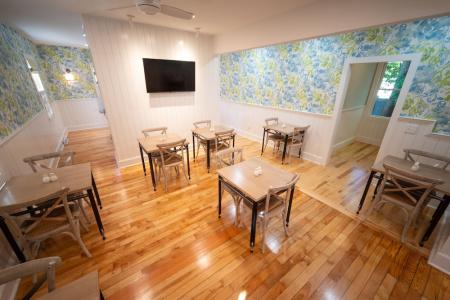 Town & Tide Inn - 21