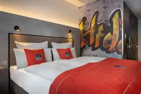 the niu Hide - 2