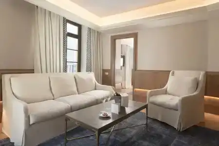 Palacio Solecio, a Small Luxury of the World - 93