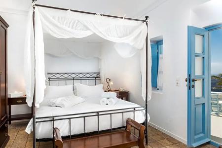 Pantelia Suites - 80