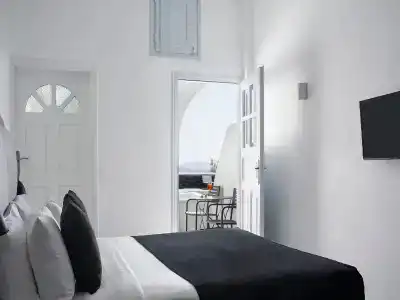 Mr and Mrs White Santorini - 95