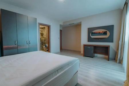 Empula & Residences - 92