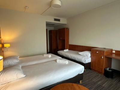 New West Inn Amsterdam - 32