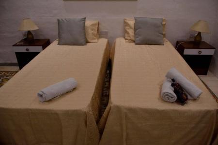 Lh Bed & Breakfast, - 4