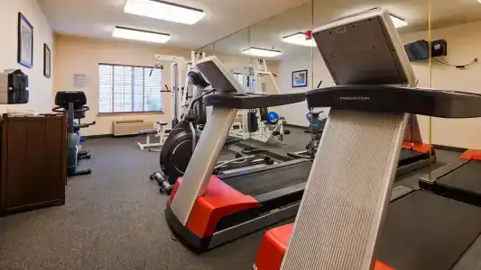 Best Western Airport Inn & Suites - 18