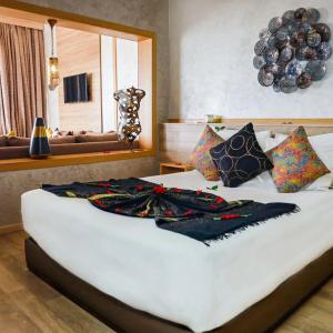 Mabrouk and Suites- Adult only - 33