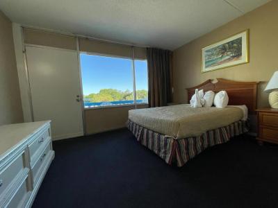 Polynesian Oceanfront - 4